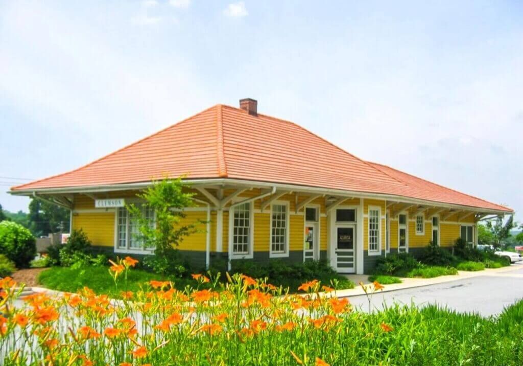 chamber office